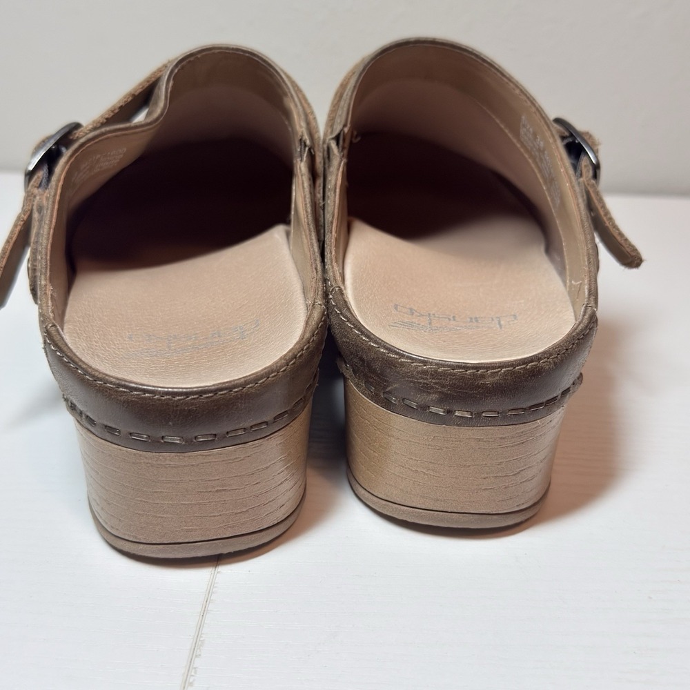 Dansko Berry Mushroom Burnished Nubuck Leather Convertible Clog Mule Sz 38 US 8 - Picture 3 of 11